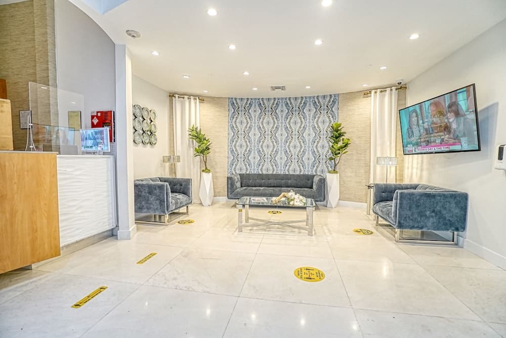 Private Apartment at the Congress featured exterior or lobby in Miami Beach, FL — similar hotel