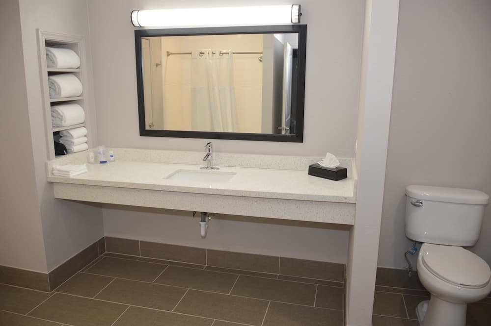 Garner Hotel Longview South by IHG gallery photo in Longview, TX — image 14
