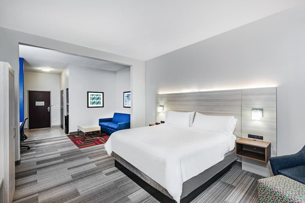 Holiday Inn Express Hotel & Suites VIDOR SOUTH by IHG gallery photo in Vidor, TX — image 4
