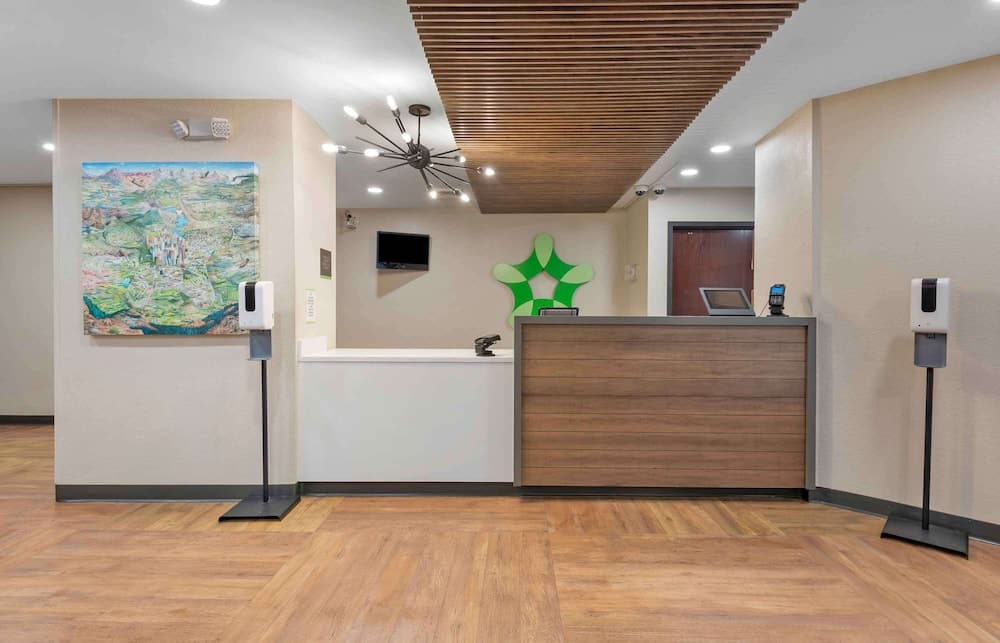 Extended Stay America Select Suites - Charlotte - Tyvola Rd. property views in Charlotte, NC — gallery photo 3