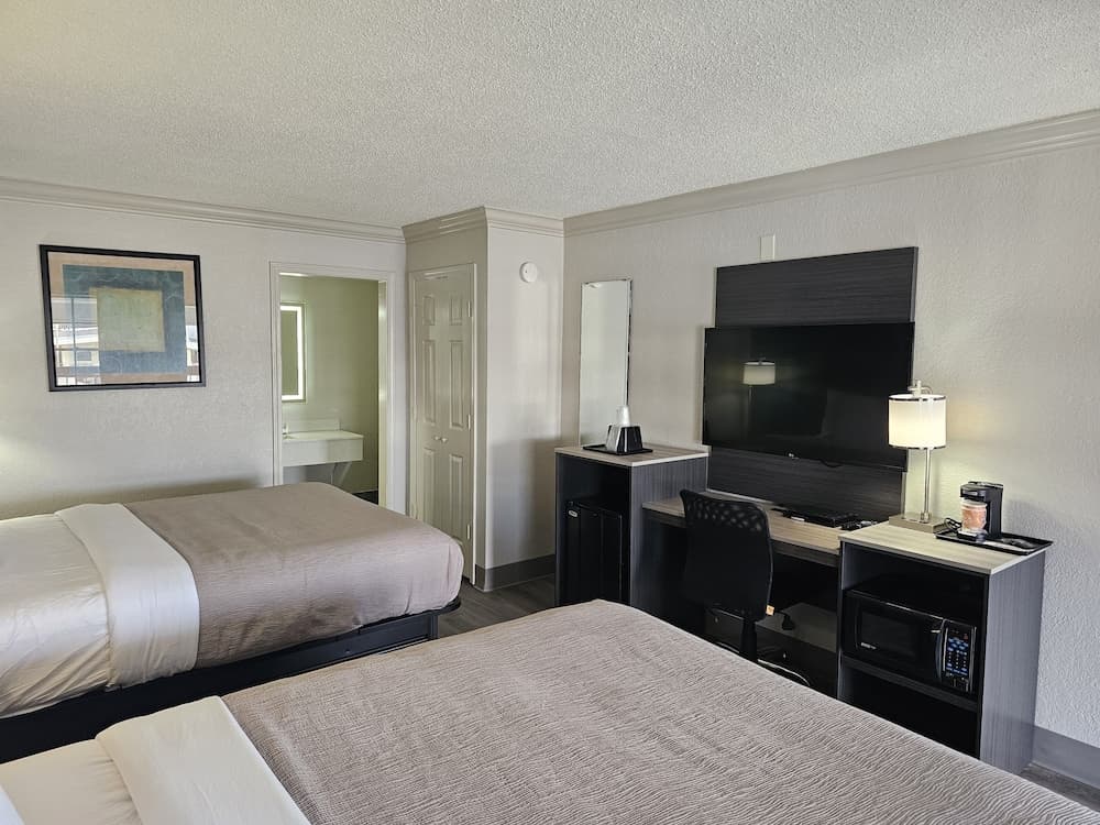 Quality Inn & Suites gallery photo in Metairie, LA — image 12
