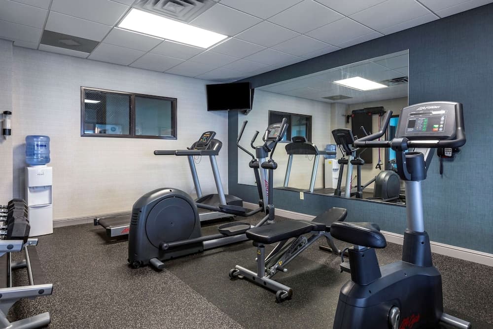 Comfort Inn & Suites Grand Blanc/Flint gallery photo in Grand Blanc, MI — image 8