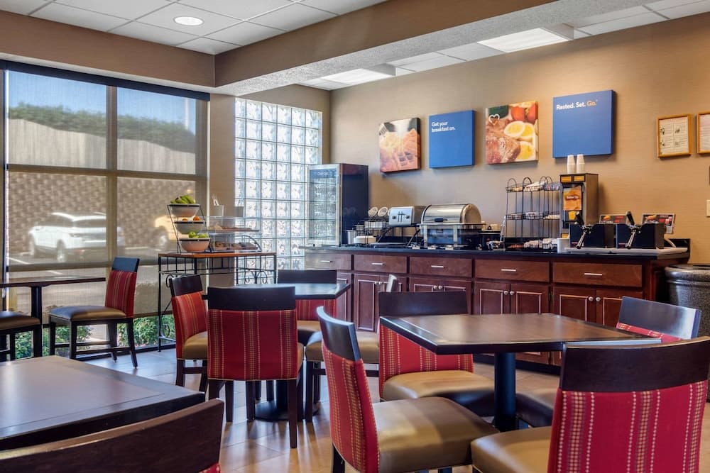 Comfort Inn & Suites LaGrange East property views in LaGrange, GA — gallery photo 3