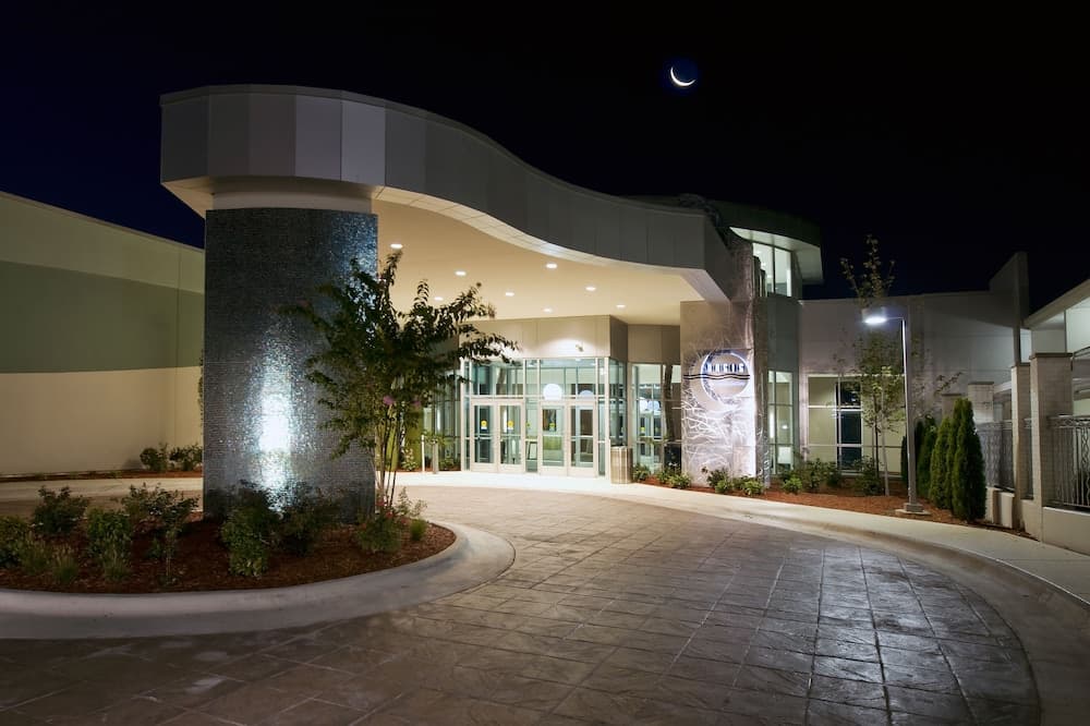 Oasis Hotel and Conv Center, an Ascend Collection Hotel gallery photo in Springfield, MO — image 35