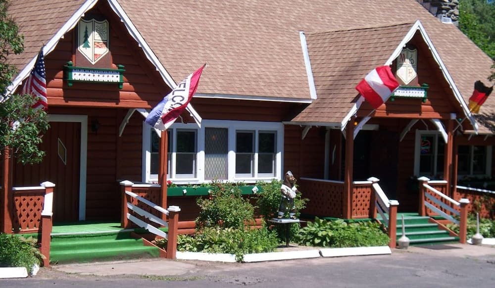 Crystal Brook Resort & Mountain Brauhaus gallery photo in Round Top, NY — image 9