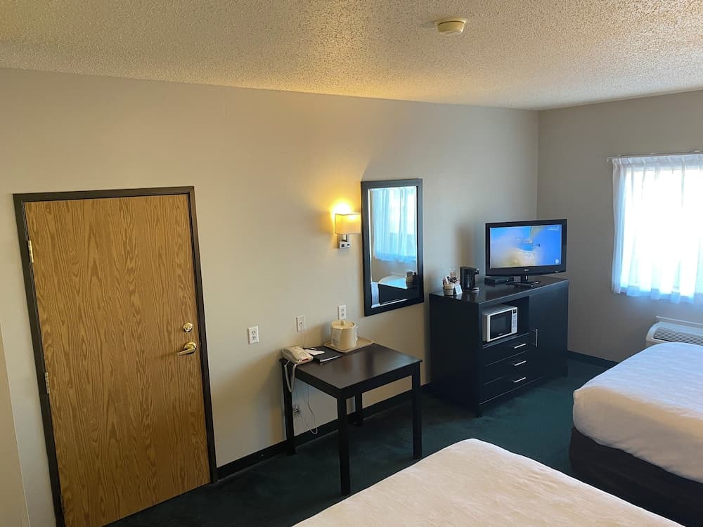 FairBridge Inn Express Tukwila property views in Tukwila, WA — gallery photo 3