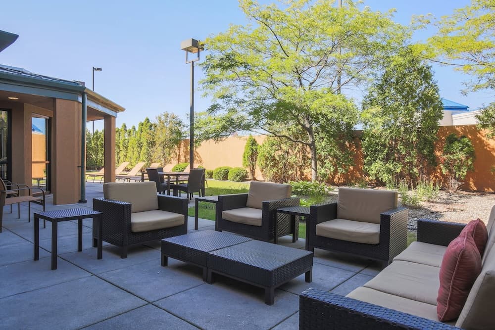 Courtyard Flint by Marriott gallery photo in Flint, MI — image 41