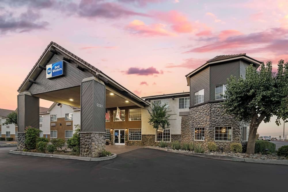 Best Western Liberty Inn featured exterior or lobby in Lebec, CA — similar hotel