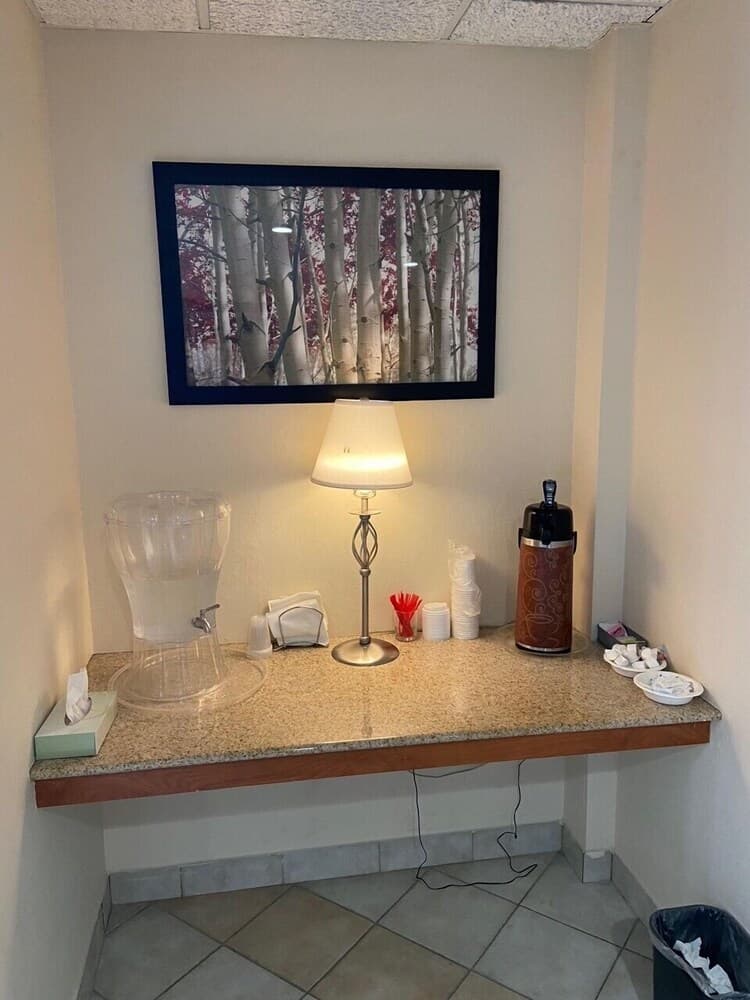 Red Roof Inn Sandusky - Milan property views in Milan, OH — gallery photo 3