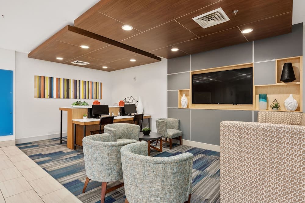 Holiday Inn Express Hotel and Suites West Valley by IHG gallery photo in West Valley City, UT — image 14