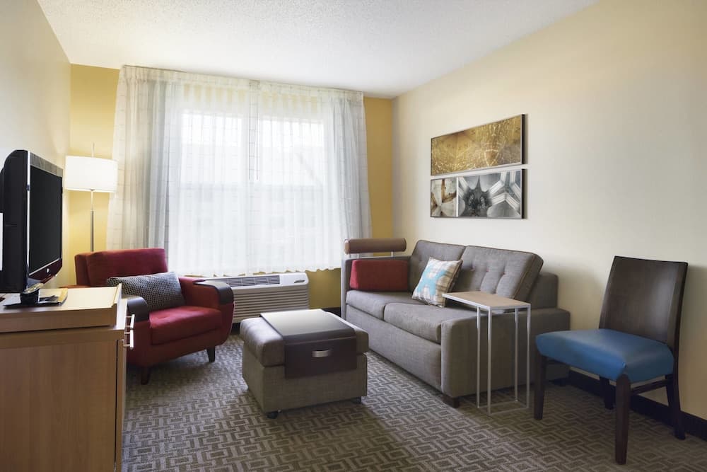 TownePlace Suites Chicago Naperville gallery photo in Naperville, IL — image 23