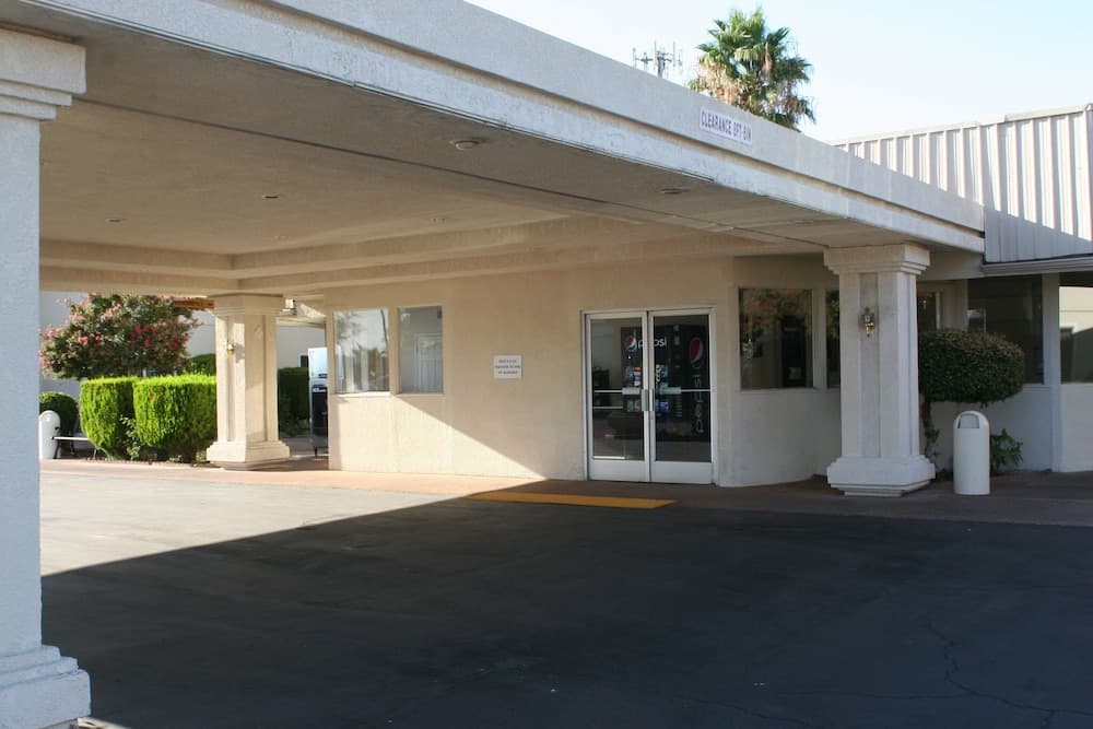 Ramada by Wyndham Merced gallery photo in Merced, CA — image 31