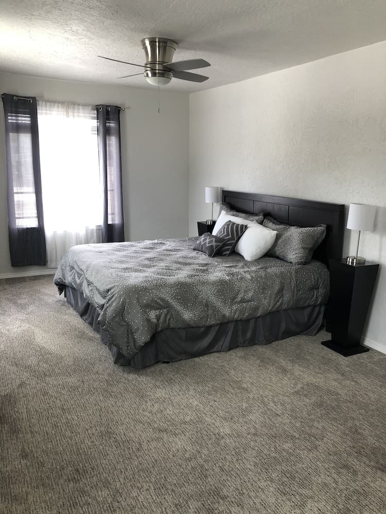White Horse Hotel property views in Spirit Lake, ID — gallery photo 3