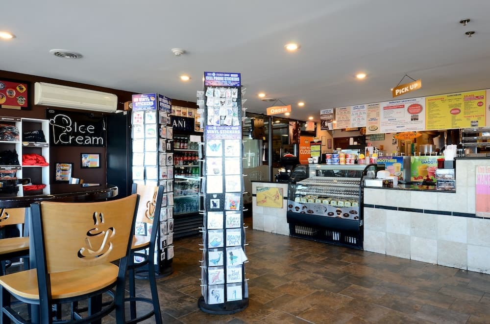 Hampton House Hotel gallery photo in Hampton, NH — image 37