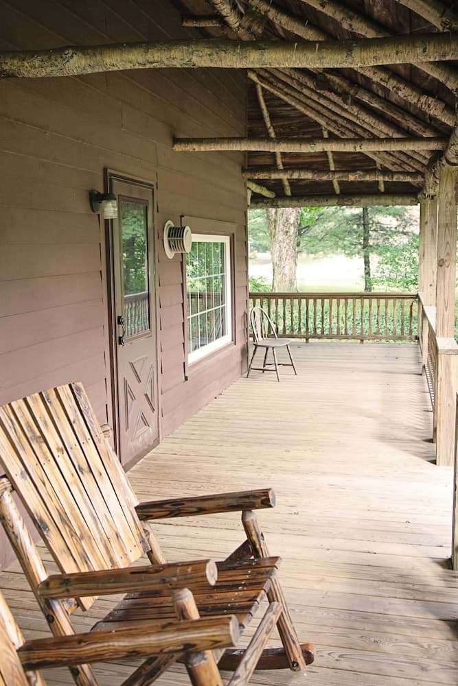 Blue Hill Lodge gallery photo in Claryville — image 44
