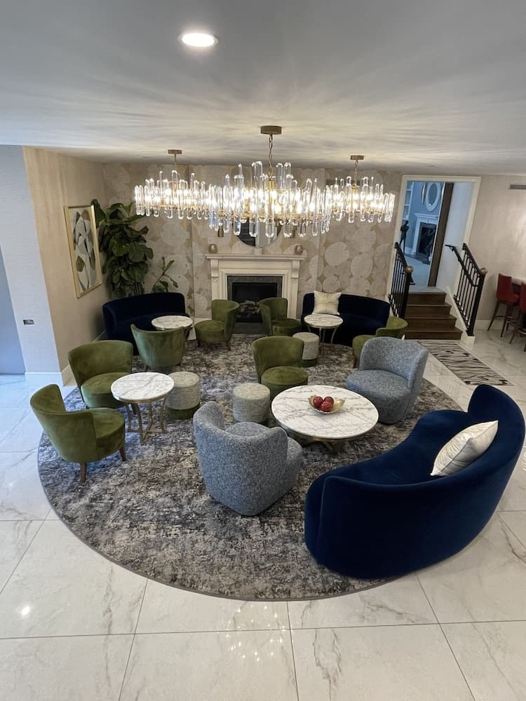 The Orange Inn Boutique Hotel gallery photo in Goshen — image 4