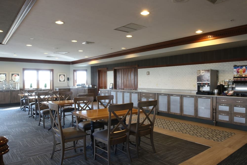 Carlisle Inn Walnut Creek gallery photo in Millersburg, OH — image 5