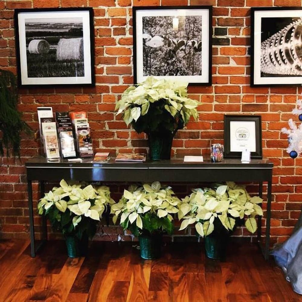 St Paul Hotel Wooster gallery photo in Wooster, OH — image 19