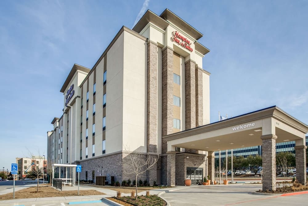 Hampton Inn & Suites North Dallas Central Expy featured exterior or lobby in Dallas, TX — similar hotel