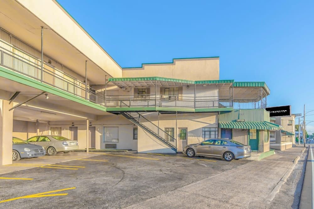 Economy Hotel Covington — hotel in Covington, Tennessee