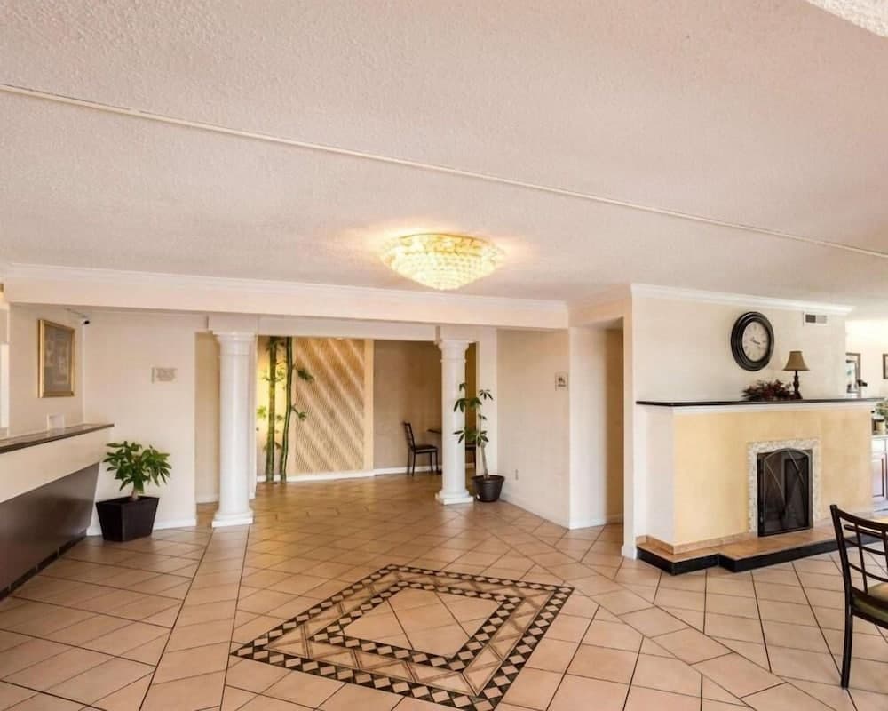 Sunrise Inn & Suites featured exterior or lobby in New Orleans, LA — similar hotel