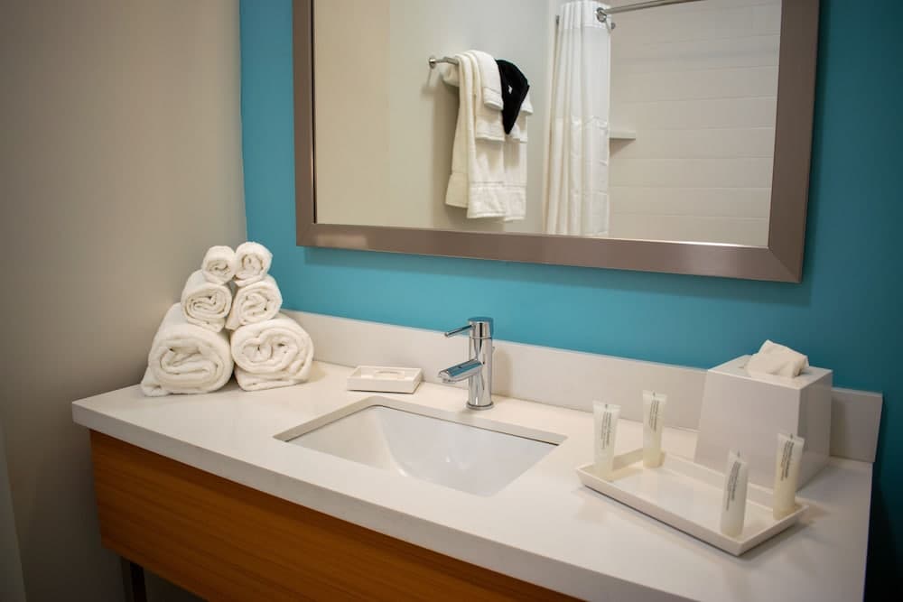 Oasis Resort Gulfport interior in Gulfport, MS — gallery photo 2