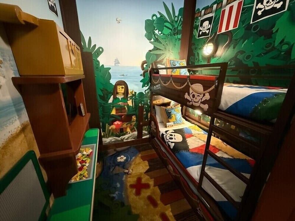 LEGOLAND Pirate Island Hotel property views in Winter Haven, FL — gallery photo 3