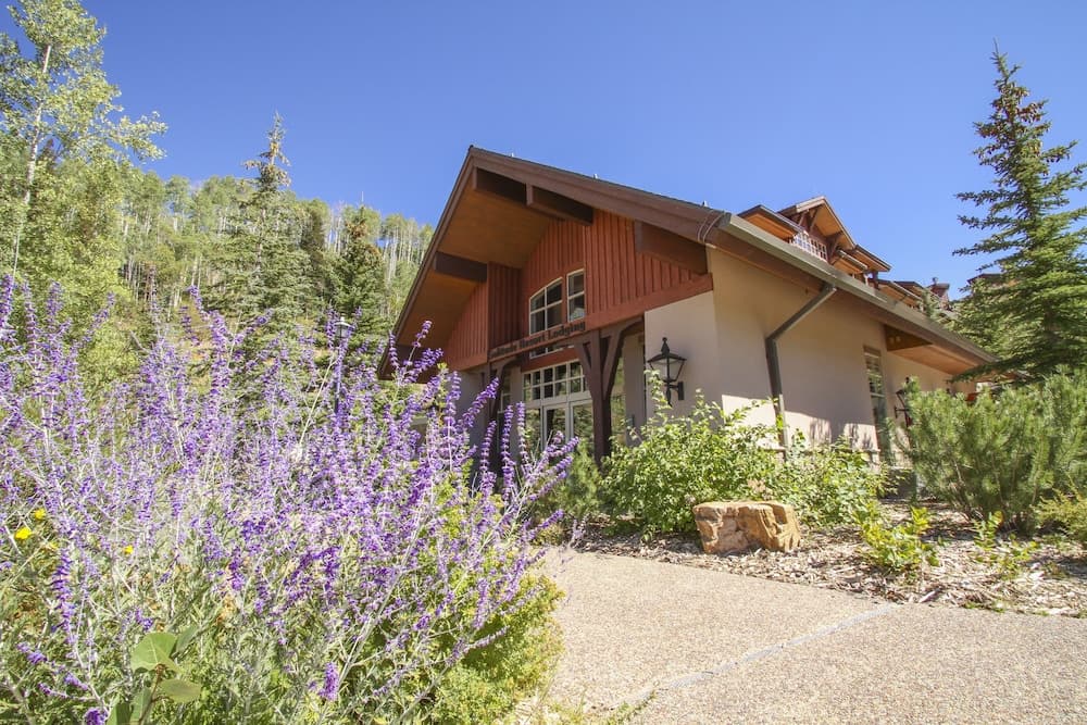 Solitude Condominiums featured exterior or lobby in Solitude, UT — similar hotel