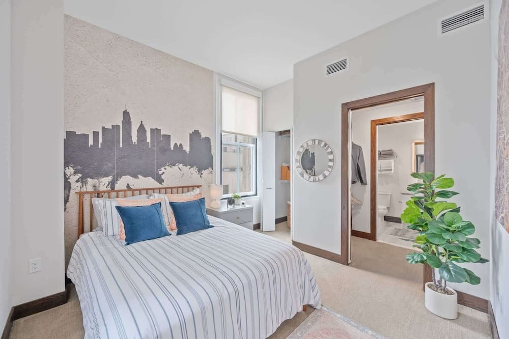 CozySuites - Sky Central property views in Cincinnati, OH — gallery photo 3