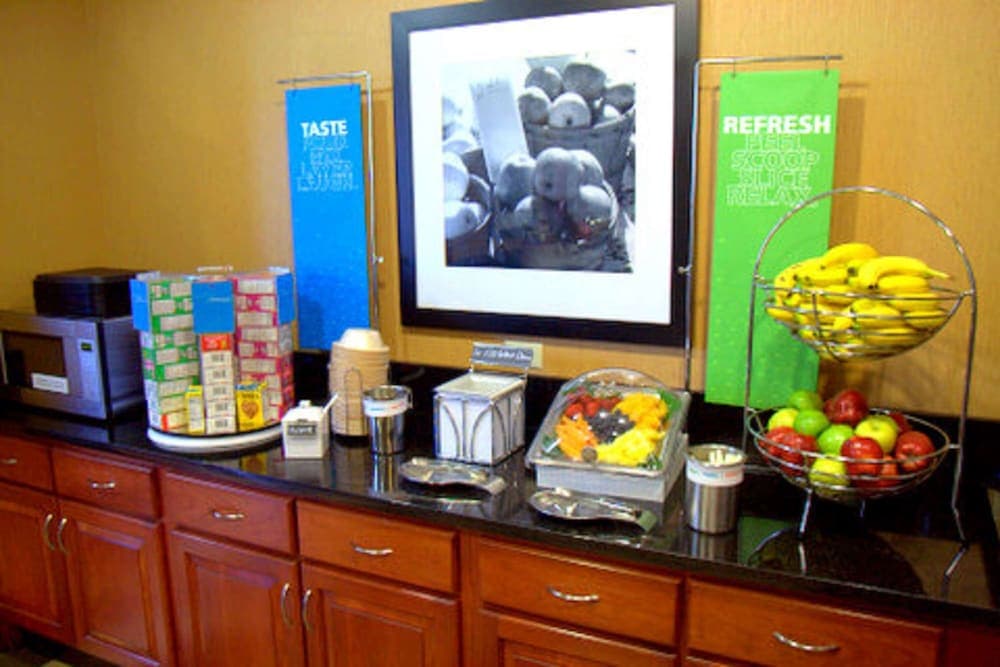 Hampton Inn & Suites Springfield-Southwest gallery photo in Springfield, IL — image 6