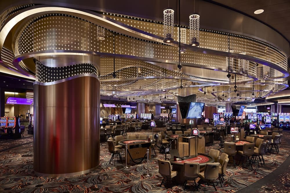 Emerald Queen Hotel and Casino - Tacoma gallery photo in Tacoma, WA — image 14