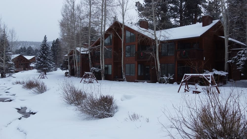 Aspen Winds on Fall River property views in Estes Park, CO — gallery photo 3