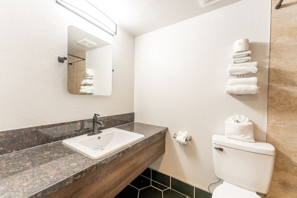 Hotel Jefe at Ojos Locos interior in North Las Vegas, NV — gallery photo 2