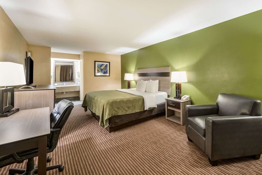 Quality Inn & Suites Garland - East Dallas gallery photo in Garland, TX — image 39