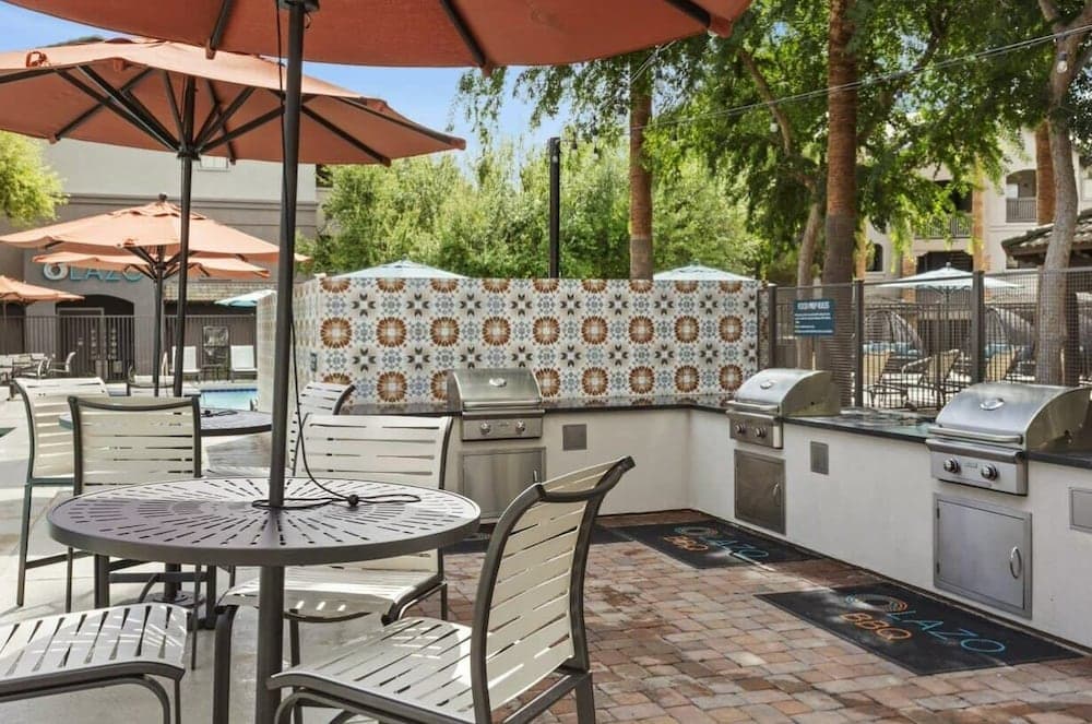 TWO CozySuites Apartment Chandler interior in Chandler, AZ — gallery photo 2