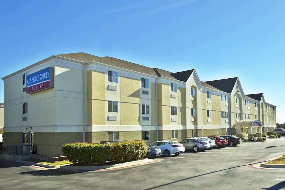 Candlewood Suites Killeen - Fort Hood Area by IHG gallery photo in Killeen, TX — image 10