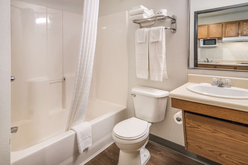 WoodSpring Suites Denton gallery photo in Denton, TX — image 10