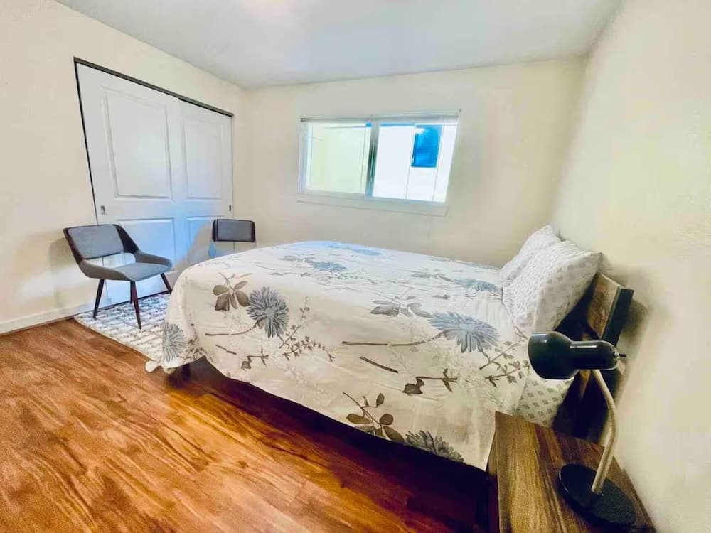 The Seattle Haven - Modern Suites — hotel in Seattle, Washington