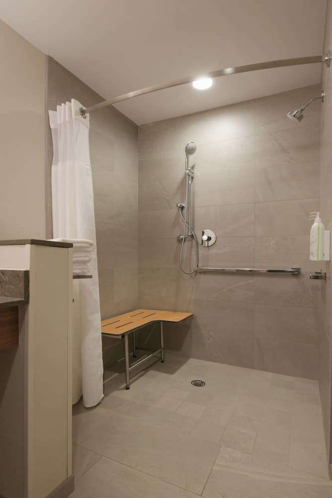 Fairfield Inn and Suites Dallas East gallery photo in Dallas, TX — image 6