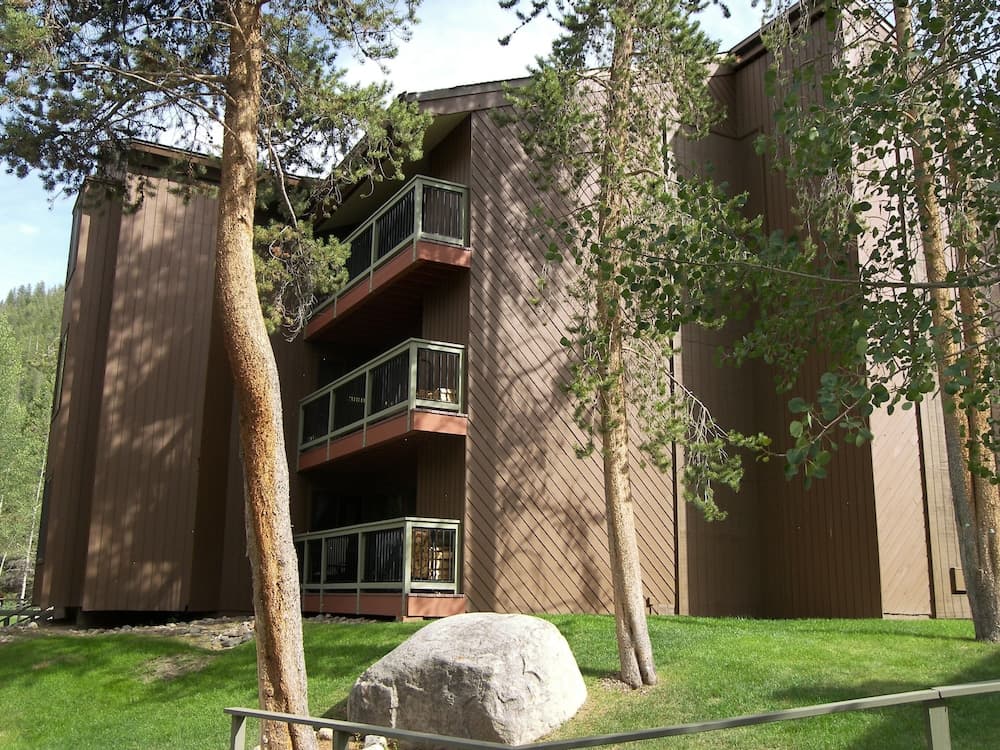 Wild Irishman 2 bed 2 bath Sleeps 9 WIBH featured exterior or lobby in Keystone, CO — similar hotel