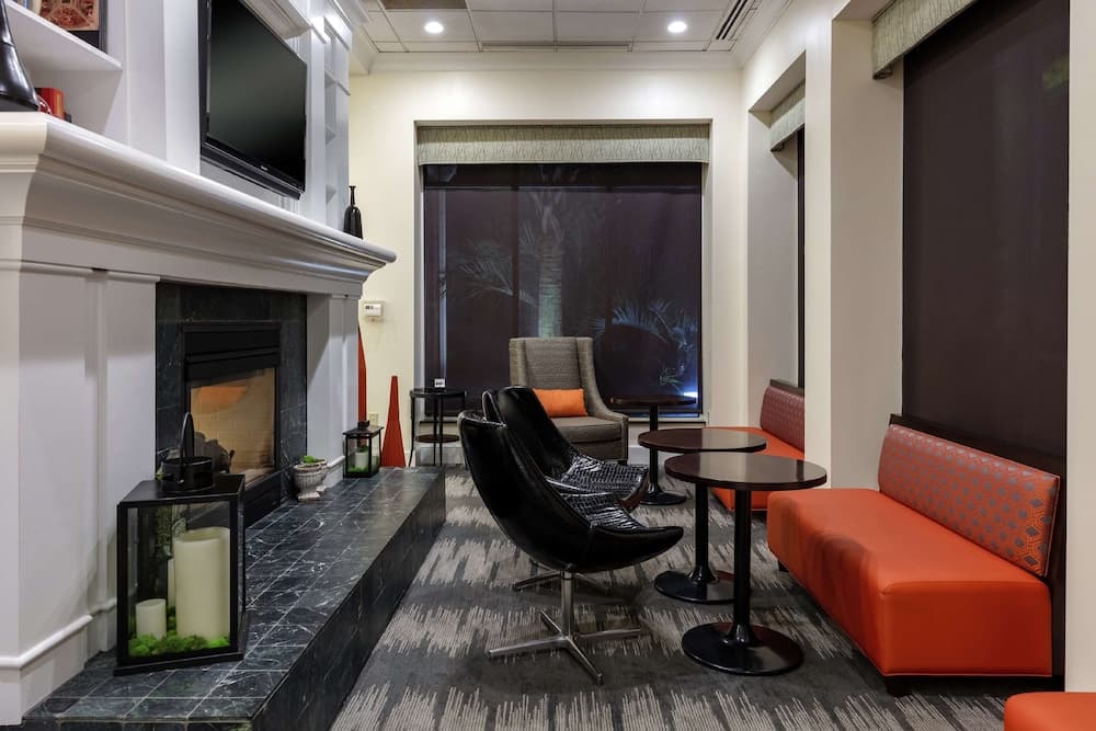 Hilton Garden Inn Mobile West I-65/Airport Blvd property views in Mobile, AL — gallery photo 3
