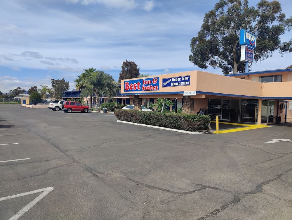 Best Inn & Suites — hotel in El Cajon, California