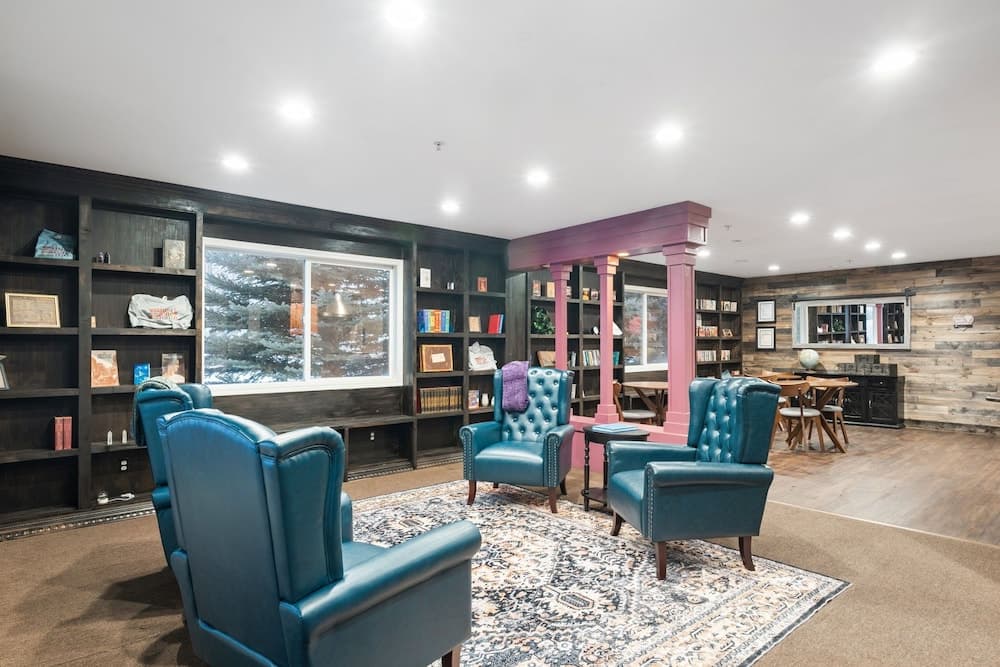 Library INN LLC interior in Lava Hot Springs, ID — gallery photo 2