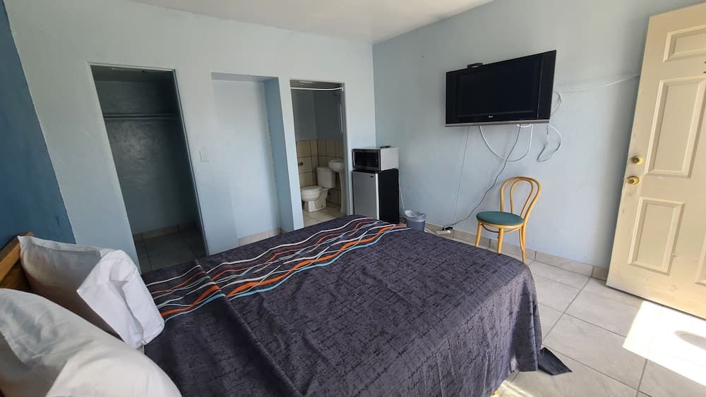 Green spot motel gallery photo in Victorville, CA — image 6