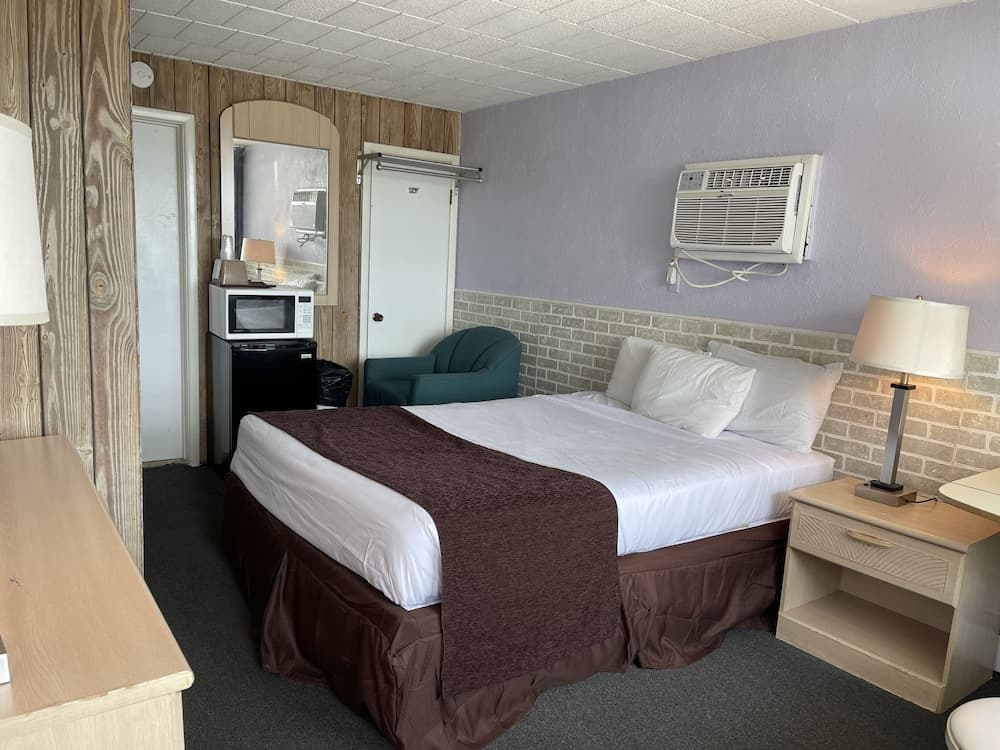 Monaco Motel - Wildwood Beach & Boardwalk interior in Wildwood, NJ — gallery photo 2