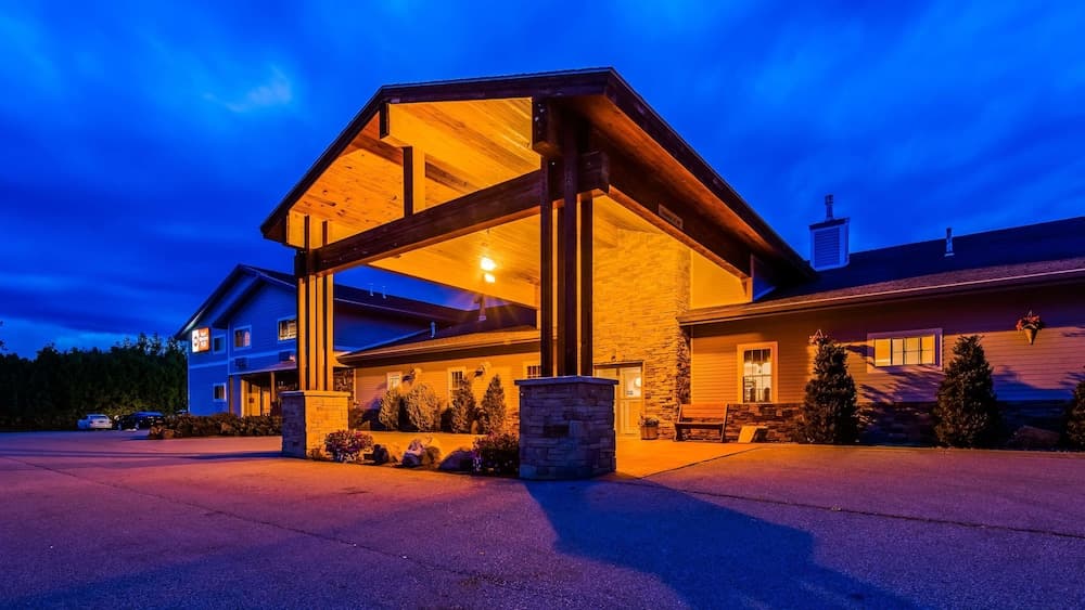 Best Western Plus Ticonderoga Inn & Suites featured exterior or lobby in Ticonderoga — similar hotel