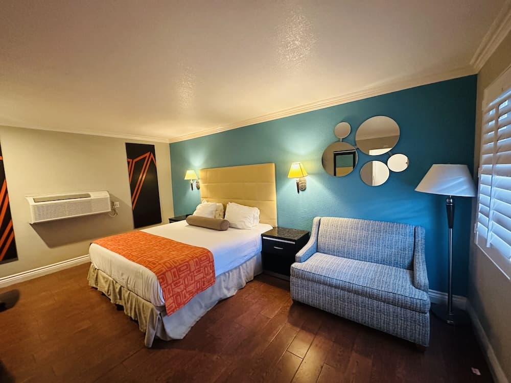 Casa Blanca Hotel - Orange gallery photo in Orange, CA — image 23