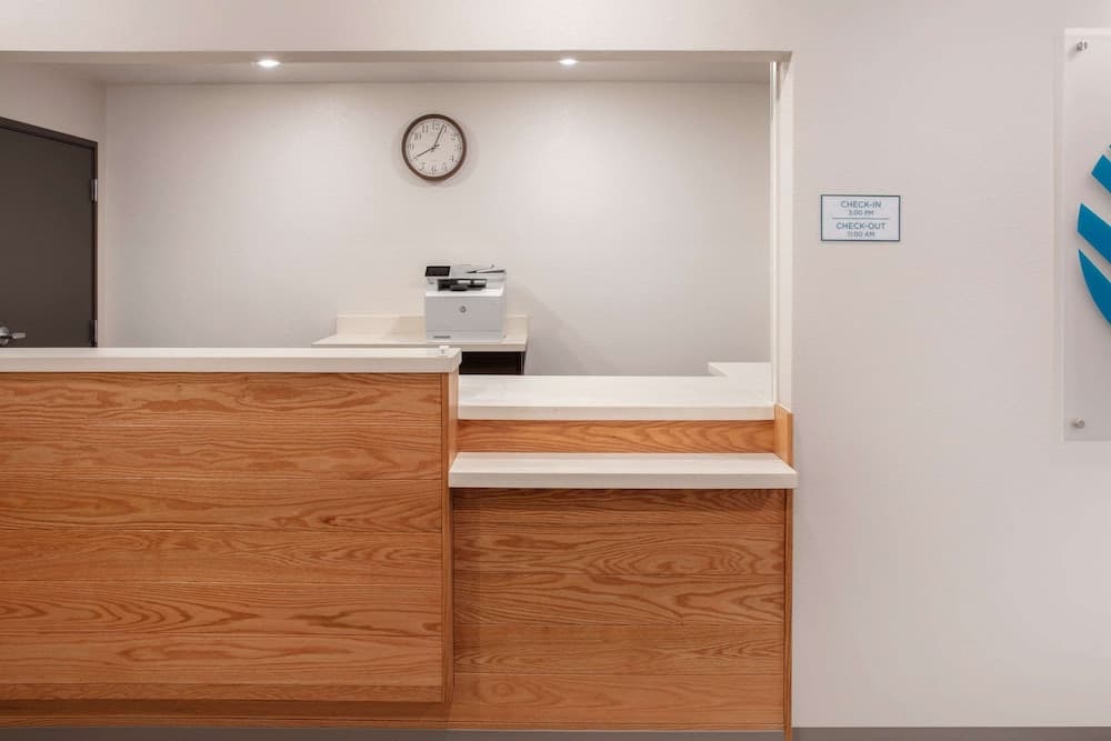 WoodSpring Suites Washington DC East Arena Drive interior in Hyattsville, MD — gallery photo 2