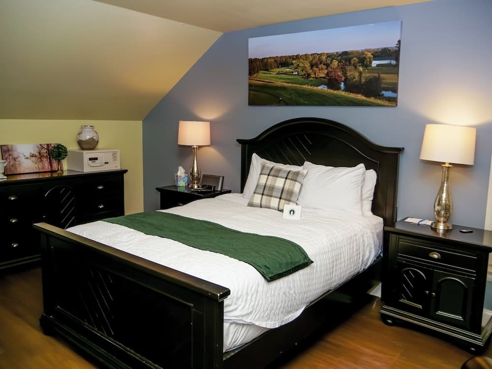 Moselem Springs Golf Club property views in Fleetwood, PA — gallery photo 3