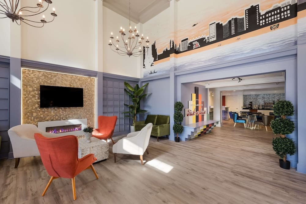 SureStay Hotel by Best Western Tuscaloosa Southeast property views in Tuscaloosa, AL — gallery photo 3